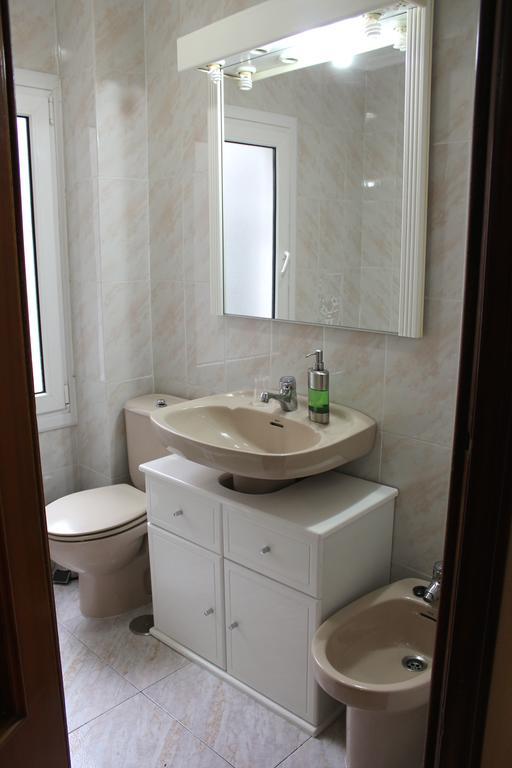 Hostal De La Torre Hostal Economico Валадоид Стая снимка